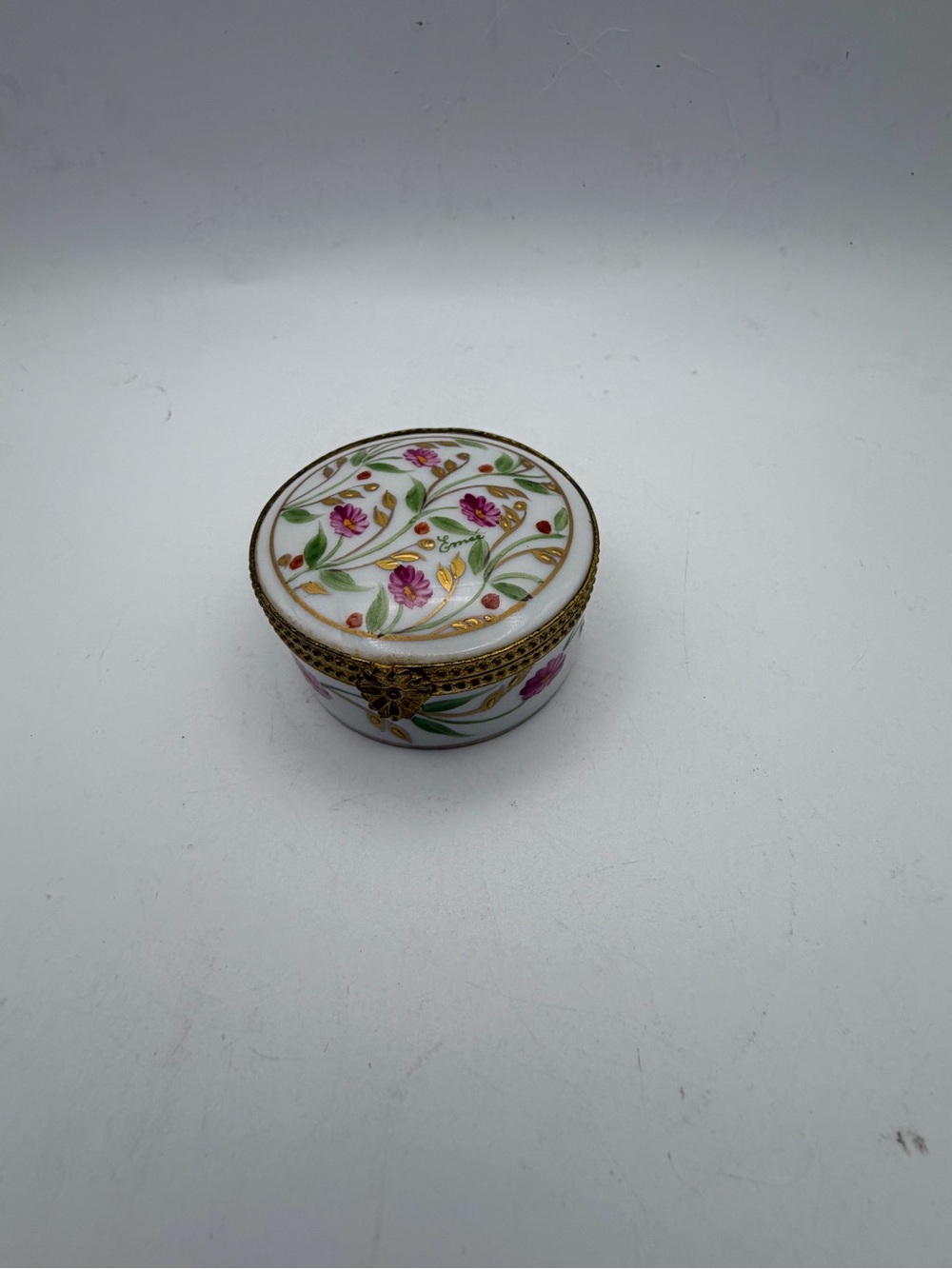 Limoges Porcelain Trinket Box Porcelaine décorée à la main / Paris-Style